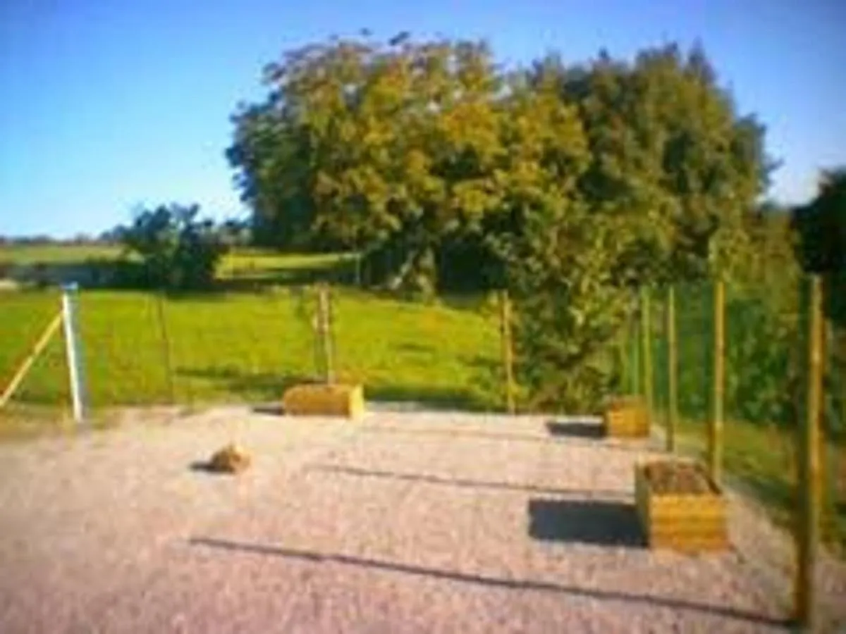 Holiday home Gite De Charme Renove Avec Spa, Jardin Et Activites Familiales A Bransat - Fr-1-489-295 France